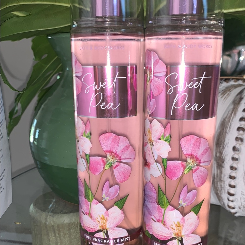 Bath & Body Works Sweet Pea Mist Qty 2